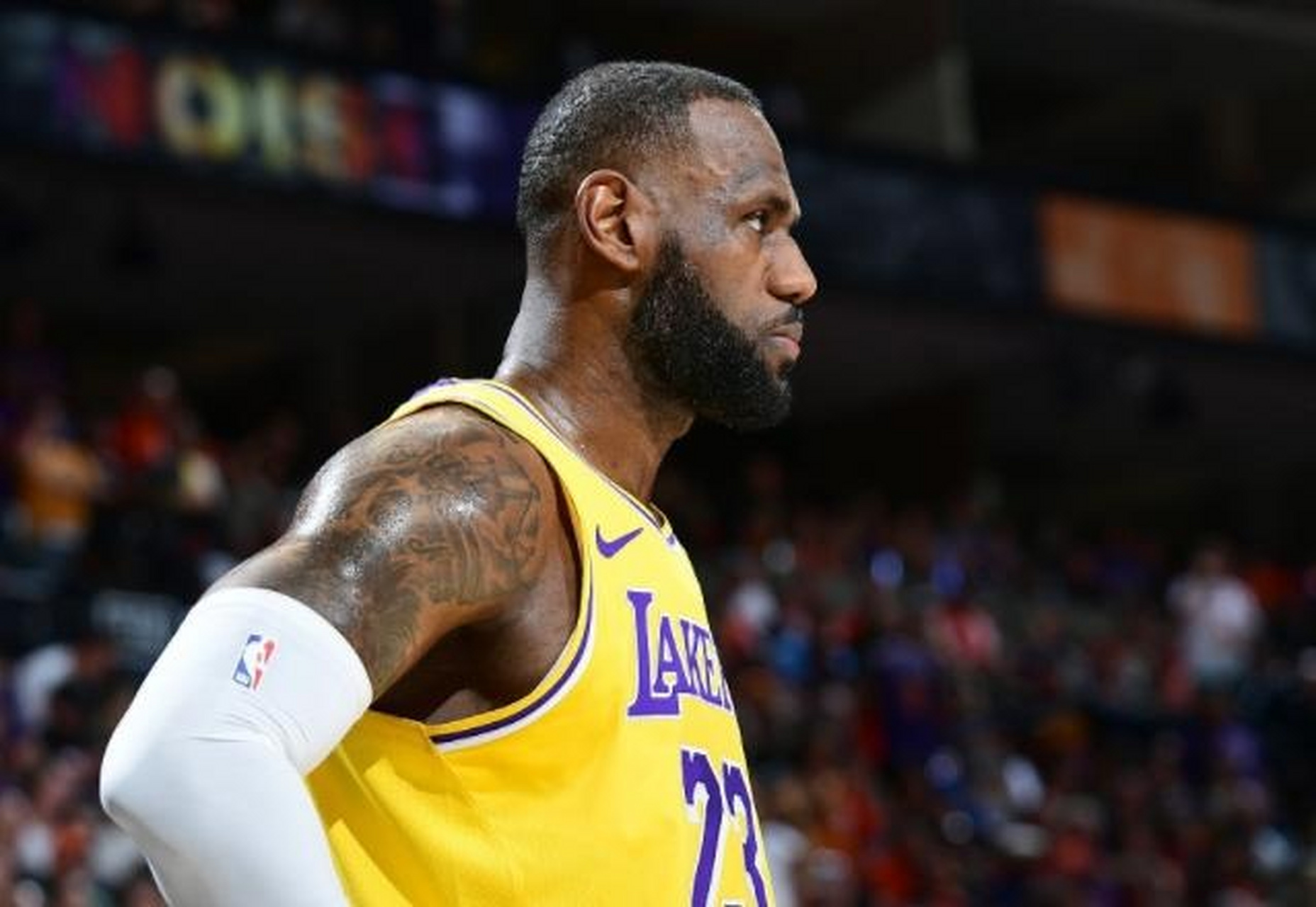 华体会体育投注里昂迎NBA季后赛关键赛，今晚战术微调，压力陡增，数据趋势出现新变化的简单介绍